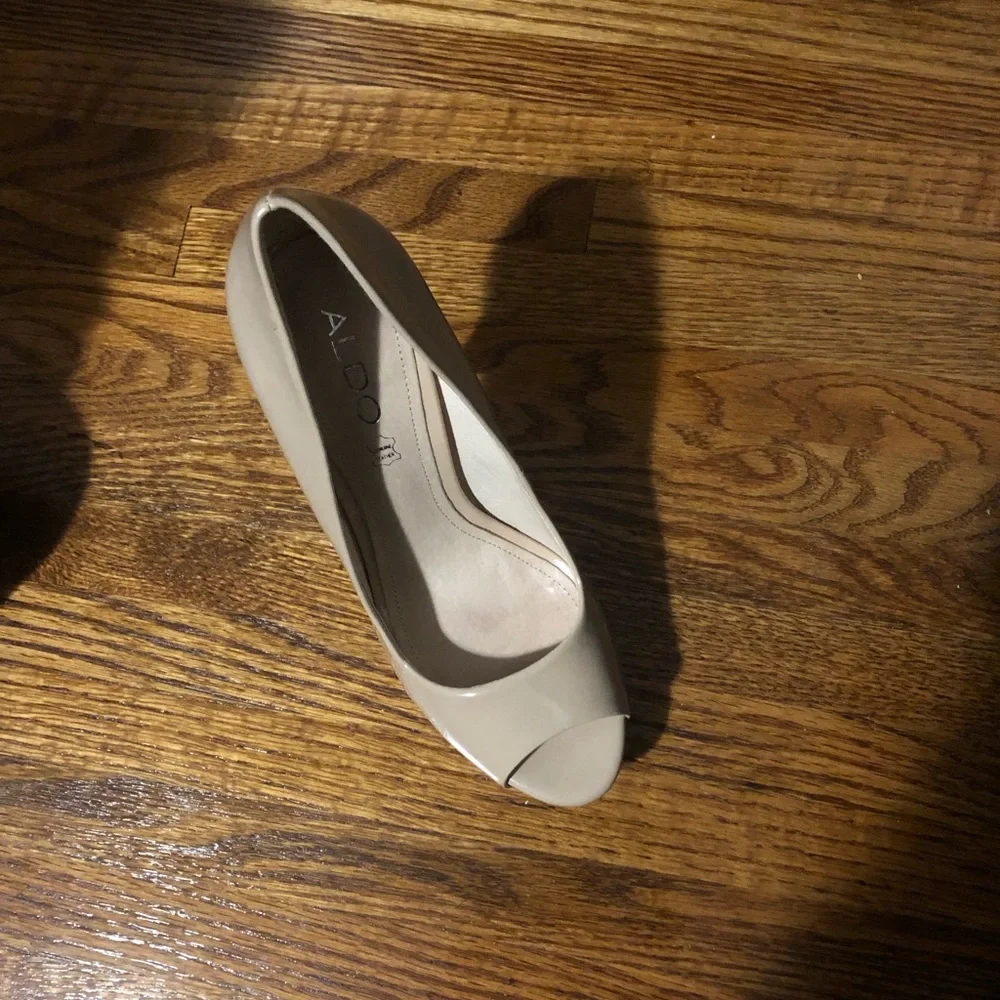 Ladies nude open toe patent stiletto heels - Picture 3 of 5